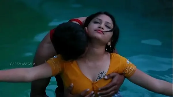 HD Hot Mamatha romance with boy friend in swimming pool-1 drev Tube