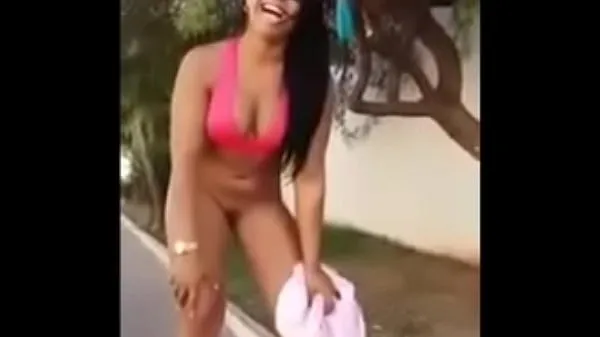 أنبوب محرك Hot little bitch undressing in the street عالي الدقة