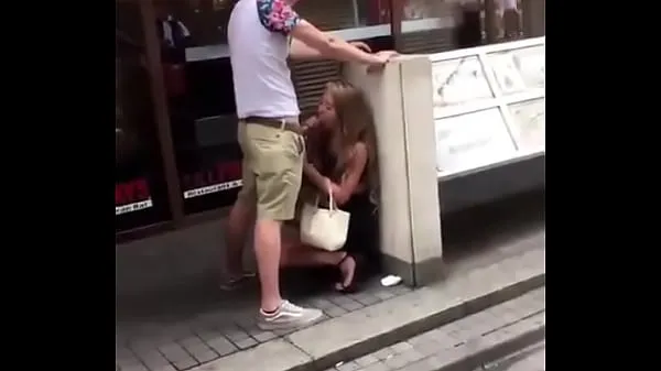 HD-Teens Blowjob in Public drivrör