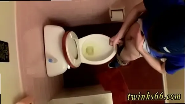 HD-Gay twinks ladyboys emos pissing Unloading In The Toilet Bowl drivrör