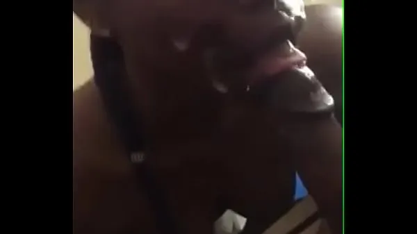 Tube d’entraînement HD Ghetto Ebony Thot me donnant la tête et prenant le visage