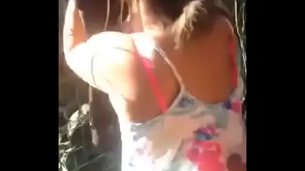 HD A bunda da madrasta dele é gostosa, então ela vai até o filho dele para transar com ela acionamento Tube