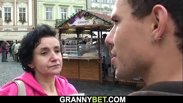 HD Hairy pussy granny tourist screwed on the flooraseman putki