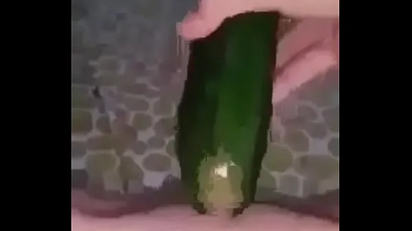 HD Masturbação quente usando pepino acionamento Tube