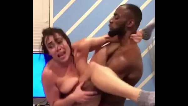 HD Thick Latina sendo fodida com força por uma BBC acionamento Tube