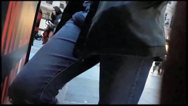 HD Spy jean bulge in town drive Tube