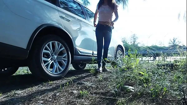 Tubo di azionamento Piss Stop - Urgent Outdoor Roadside Pee and Cock Sucking by Asian Girl Tina in Blue Jeans HD