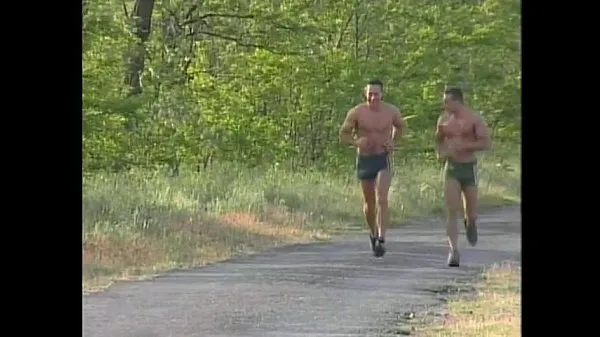 HD hungarian boys fuck after a jog ổ đĩa ống