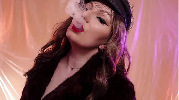 HD ASMR: fur coat, leather gloves, vaping (Arya Grander drev Tube